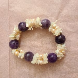 Crystal and fresh water pearls bracelet
